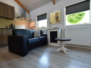 Detached Holiday House With Wifi and a Large Garden; Hike and Bike the Veluwe
