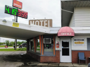Davis Motel