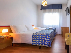 Hotel Diana