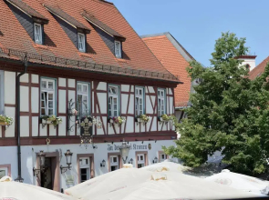 Zu den drei Kronen