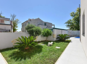 Apartments Liljana Privlaka