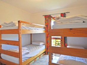 Beilby Beach Cottage - Free Wifi & Foxtel Included! Pet Friendly (Outside Only)