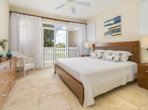 Ocean Village #12