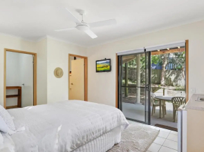 70 Mooloomba Road "Straddie Hideout"