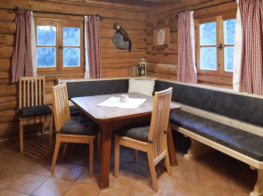 Sturmbachhutte (UTD110)