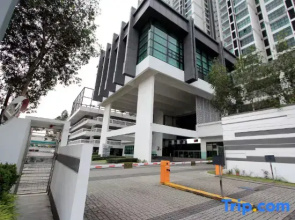 Sky Loft Premium Suites by P&J