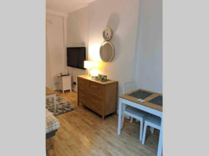 The Bay Apartment - 10 Mins from WMC