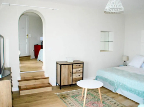House with 2 Bedrooms in San-Martino-Di-Lota, with Wonderful Sea View, Shared Pool, Enclosed Garden - 500 M From the Beach