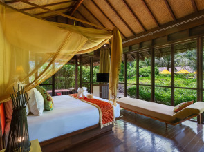 OUTRIGGER Phi Phi Island Resort