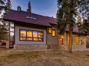 Bystone Villa Retreat