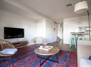 WanderJaunt - Adriano - 2BR - Point Loma