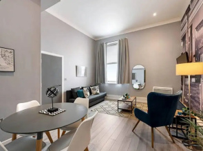 Host Apartments Halifax House II