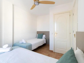 UpTown Urban Apartments -Adults Only- 12 years old