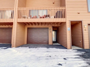 727b Meadow Creek 2 Bedroom Townhouse