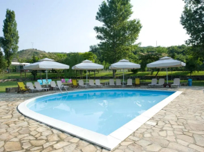 Agriani Hotel