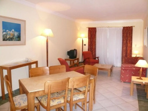 Logaina Sharm Resort