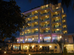 Отель Venessa Beach 