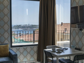Royal Taksim Suites