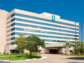 Embassy Suites by Hilton Orlando International Drive ICON Park