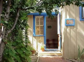 American Artists Gallery House B & B