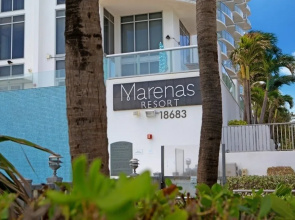 2 Br Luxury Suite In Marenas Beach Resort 2 Bedroom Condo by RedAwning