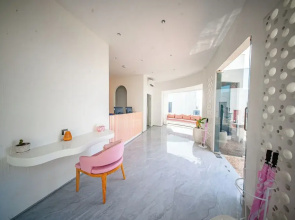 69 Resort & Beach Club by Loccal Collection, Labuan Bajo