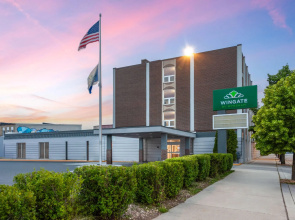 Wingate by Wyndham Sheboygan