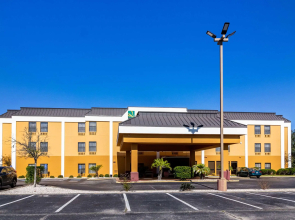 Quality Inn Texas City I-45