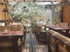 Schastlivy Slon Guest House