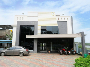 OYO 19821 Hotel Ram Leela