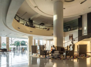 Acacia Premier Hotel