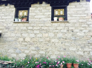 Daocheng Yading Baimaoniu Hotel