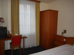SUITE HOTEL 900m ZUR OPER