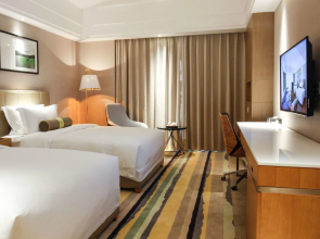 Your Moving Hotel