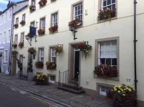 Georgian House Hotel