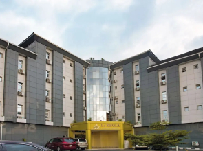 La Regia Airport Hotel