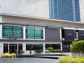 One Patio Hotel Pattaya