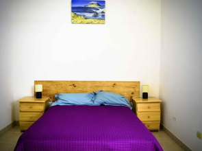 Da Hueif Surf Camp
