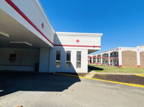 Travelers Place Inn & Suites