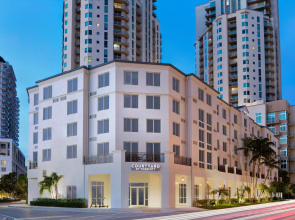 Courtyard by Marriott Miami Dadeland