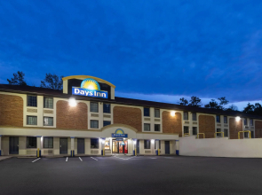 Days Inn by Wyndham Dumfries Quantico