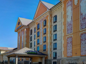 Radisson Hotel Toronto Airport West