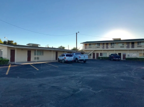 Scottish Inns & Suites