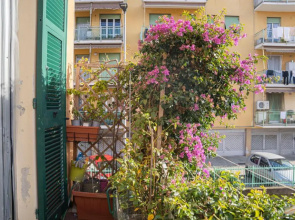 084 - Casa dei Limoni, cortile privato,5 minuti di auto dal mare