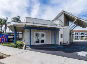 Pacific Inn