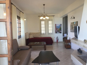 Dim Art Traditional Villa