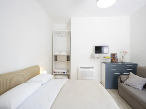 MA RI Apartments