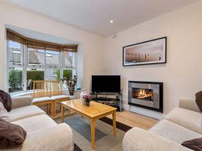 Park Place Court - Close to Town Centre and Beach