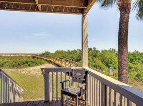 St Helena Island Condo w/ Beach Views & Porch!