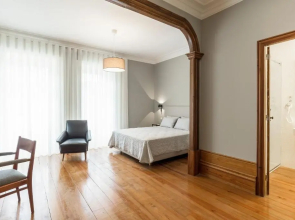 GuestReady - Cedofeita Pool Suites